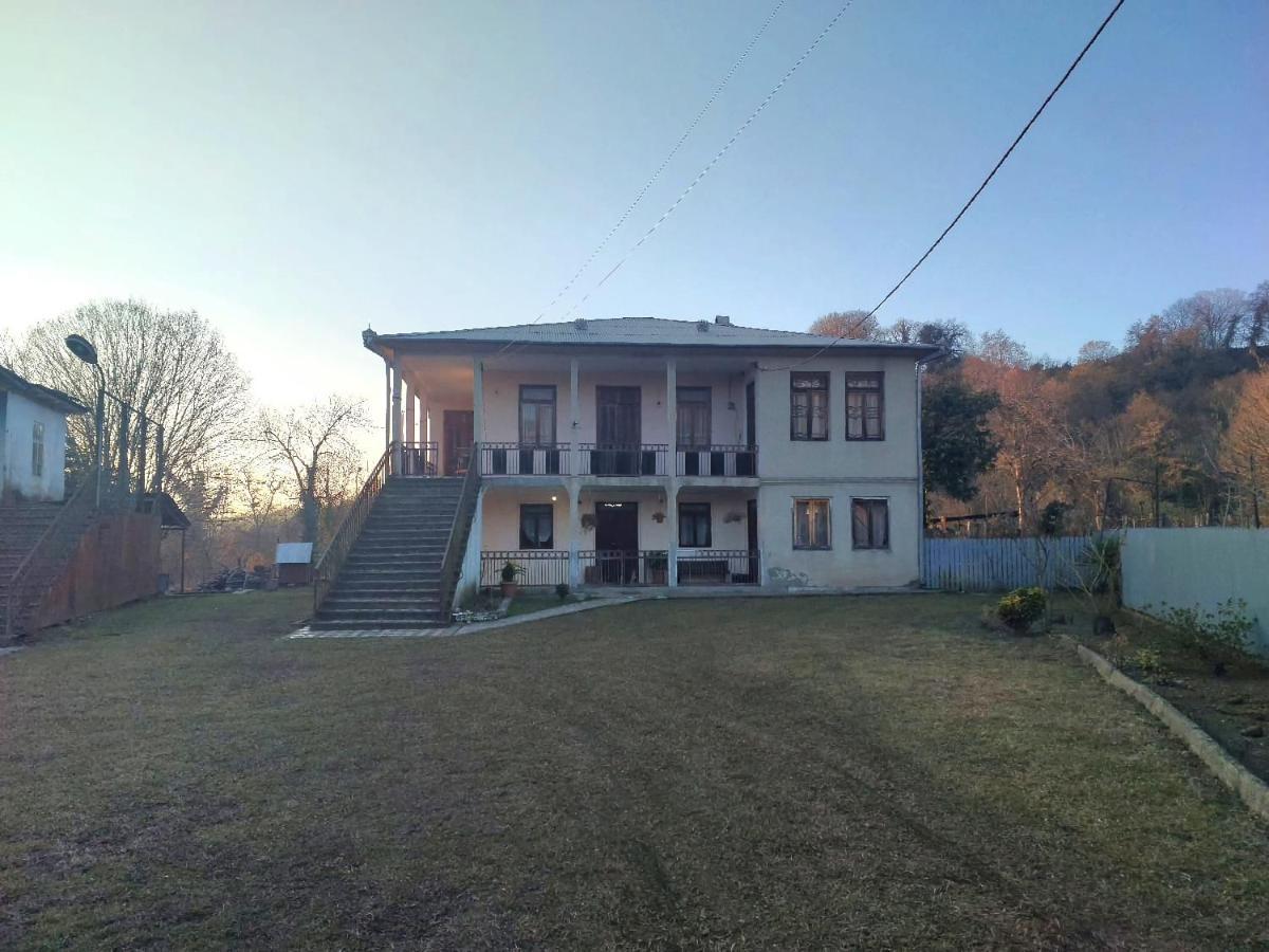 Гостевой Дом На Геджирке Tqvarcheli Exterior photo